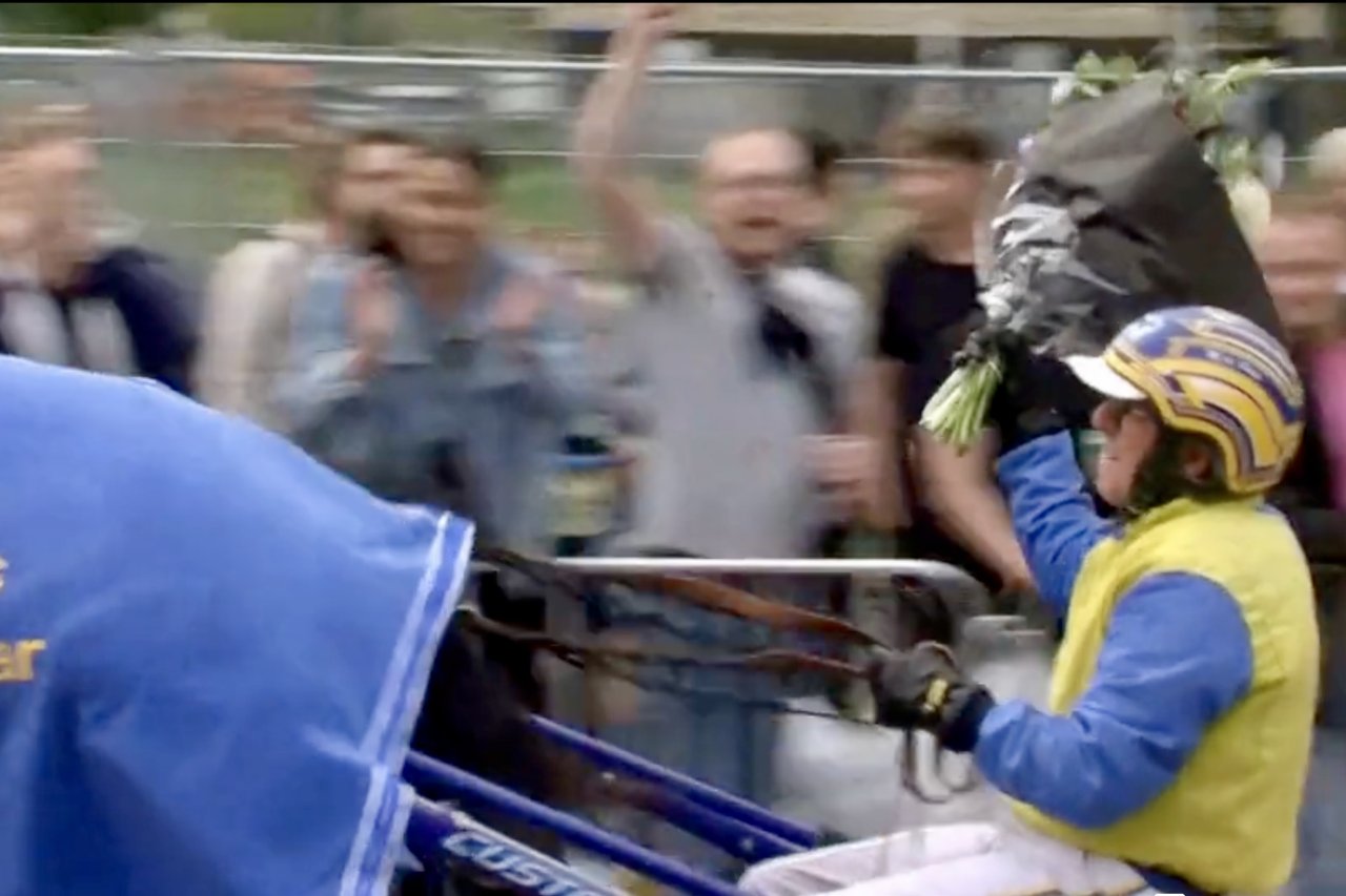 Still uit de video van het Aad Pools-lied.